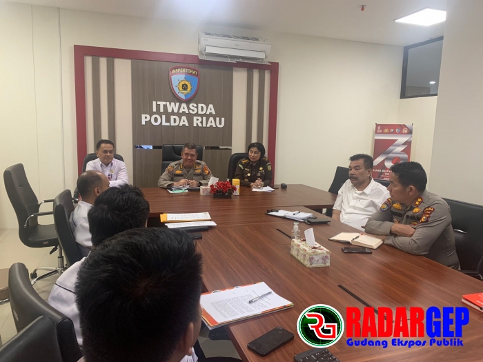 Asisten Pengawasan Kejaksaan Tinggi Riau Hadiri Rapat Koordninasi Pembahasan Program Kerja Saber Pungli Propinsi Riau